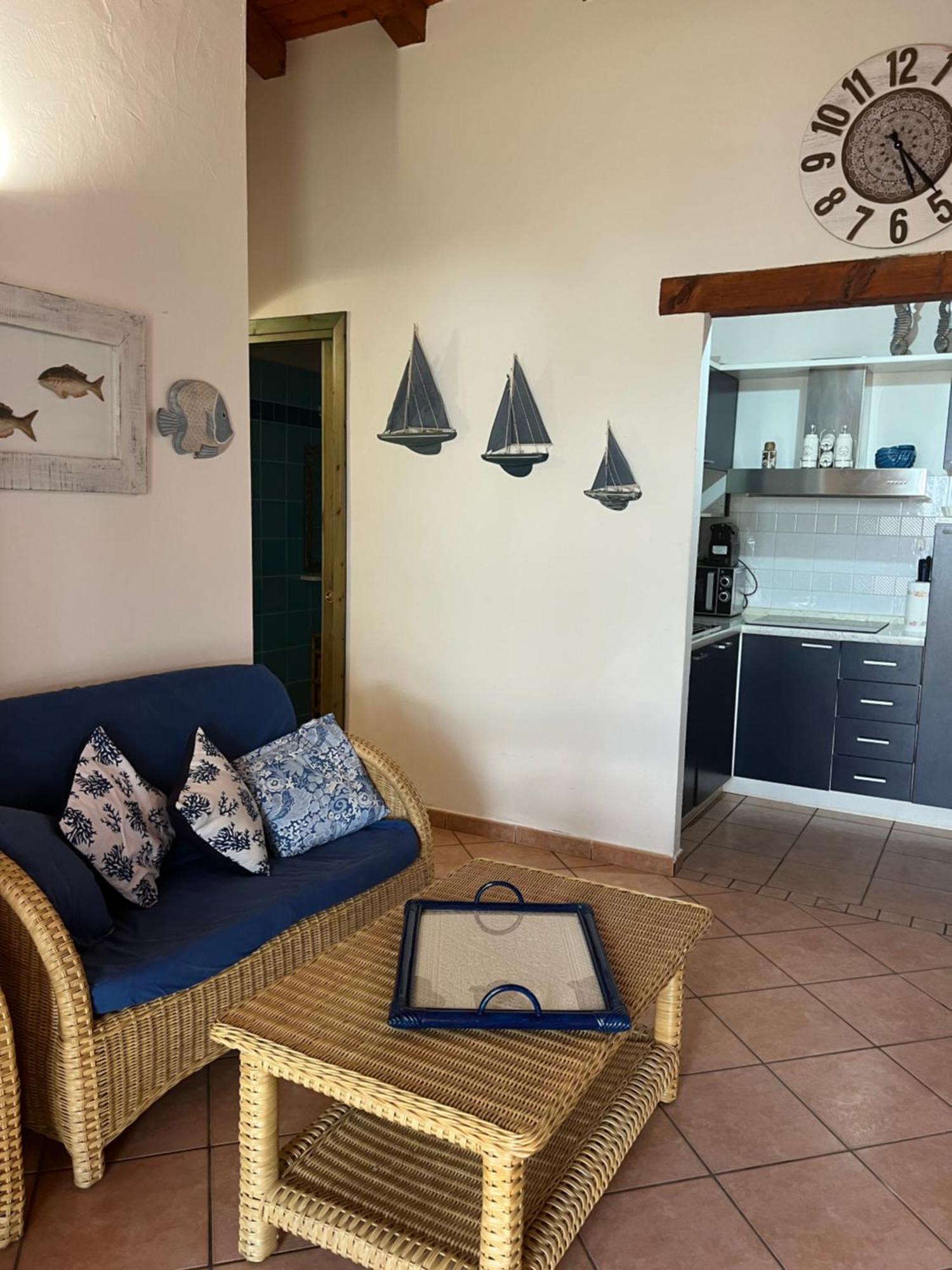 Villa Antonella Сан Теодоро Екстериор снимка