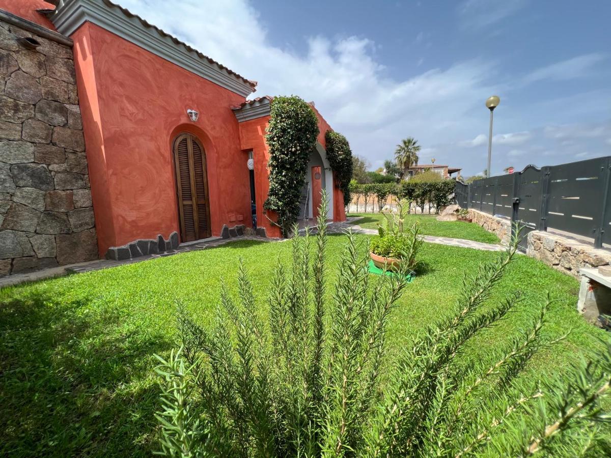 Villa Antonella Сан Теодоро Екстериор снимка